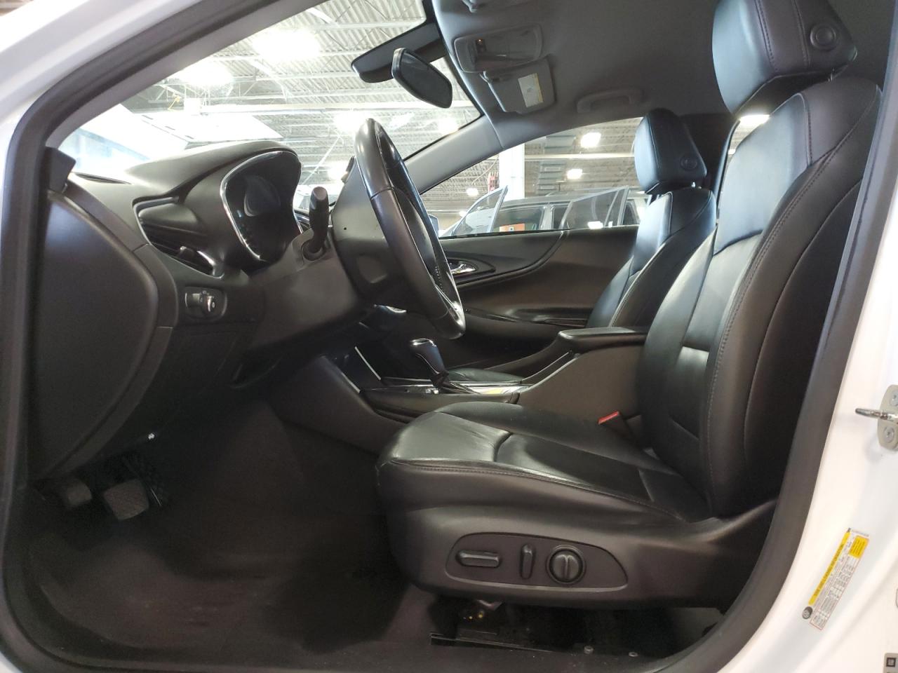 1g1zd5st4jf134128 1G1ZD5ST4JF134128 2018 Chevrolet Malibu Lt