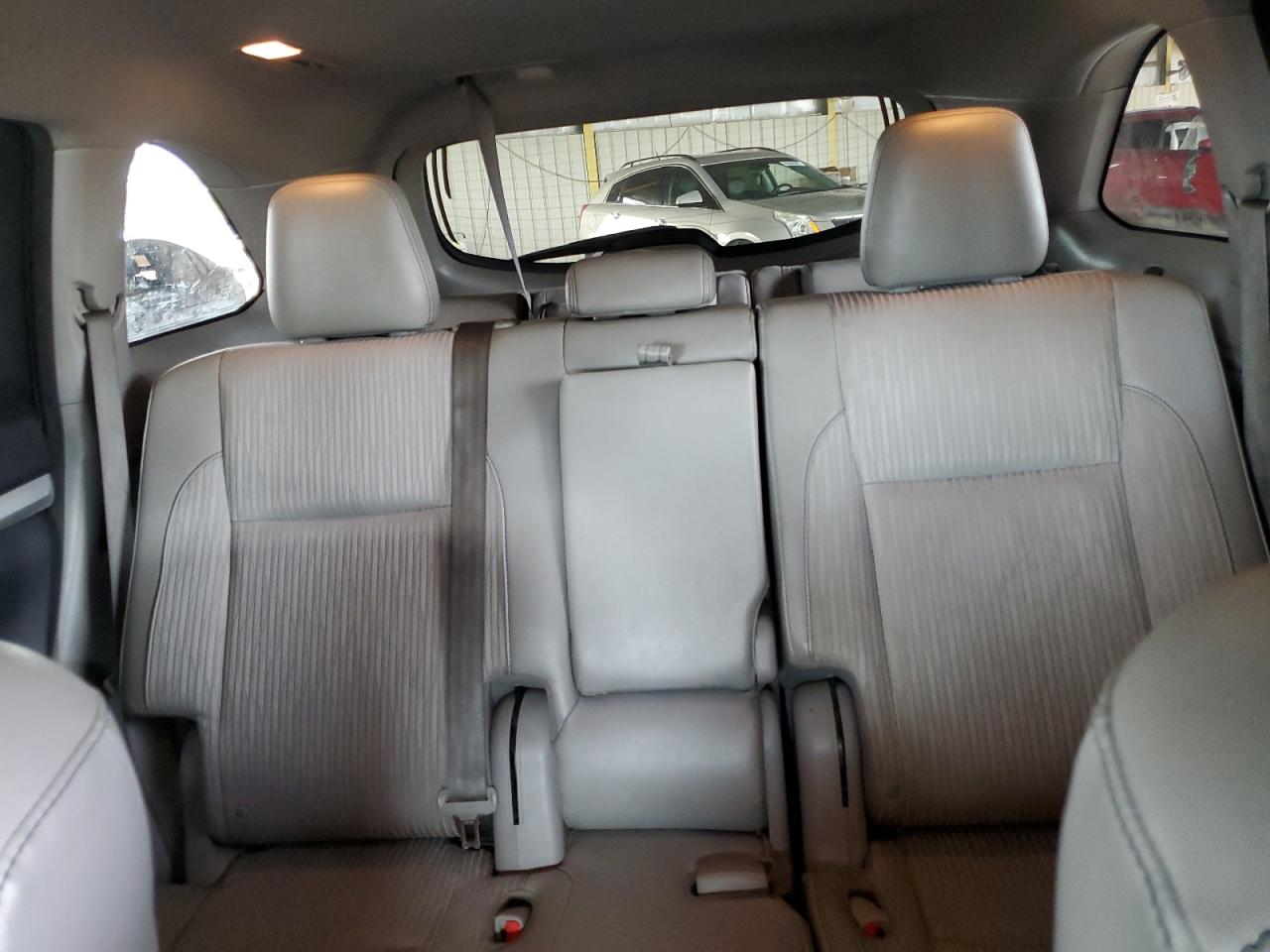 2016 Toyota Highlander Le VIN: 5TDZKRFH4GS186104 Lot: 65292665