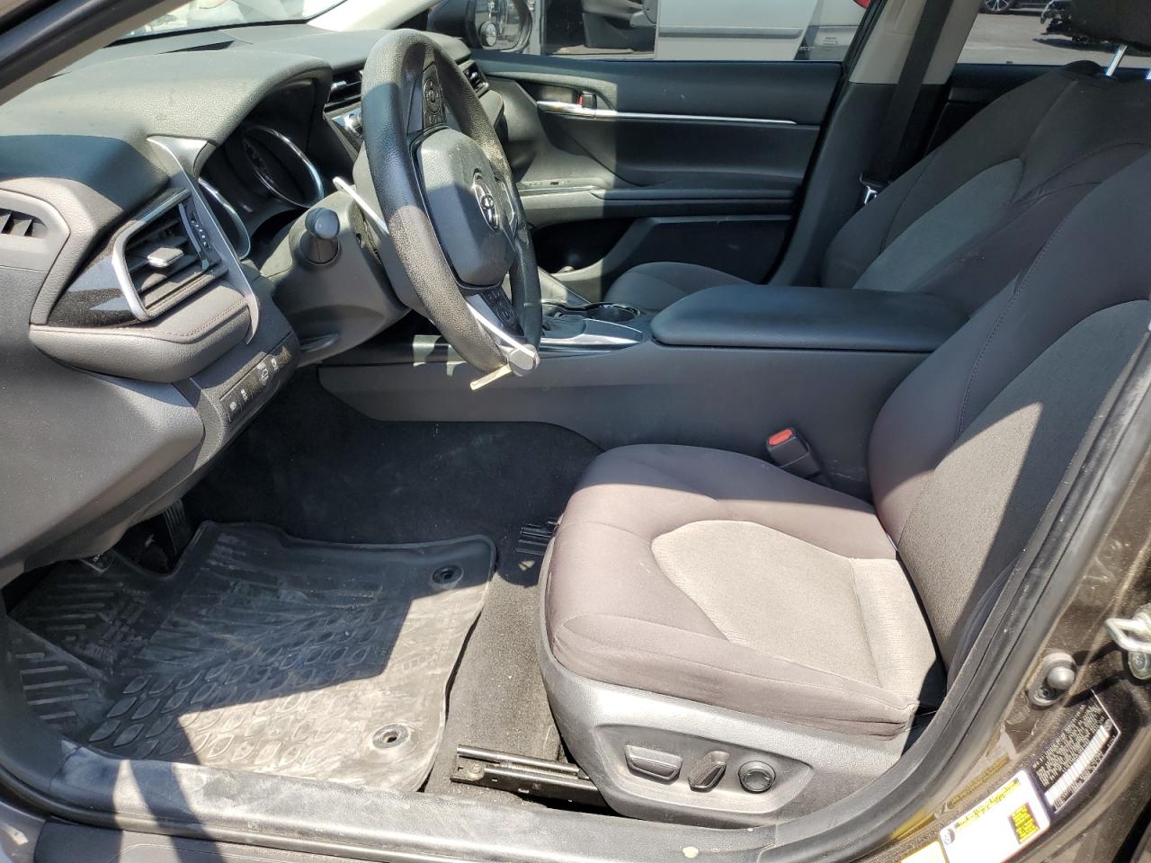2020 Toyota Camry Le VIN: 4T1C11AK2LU891403 Lot: 65457725