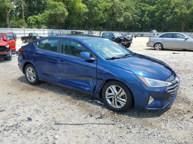  HYUNDAI ELANTRA 2019 Синий