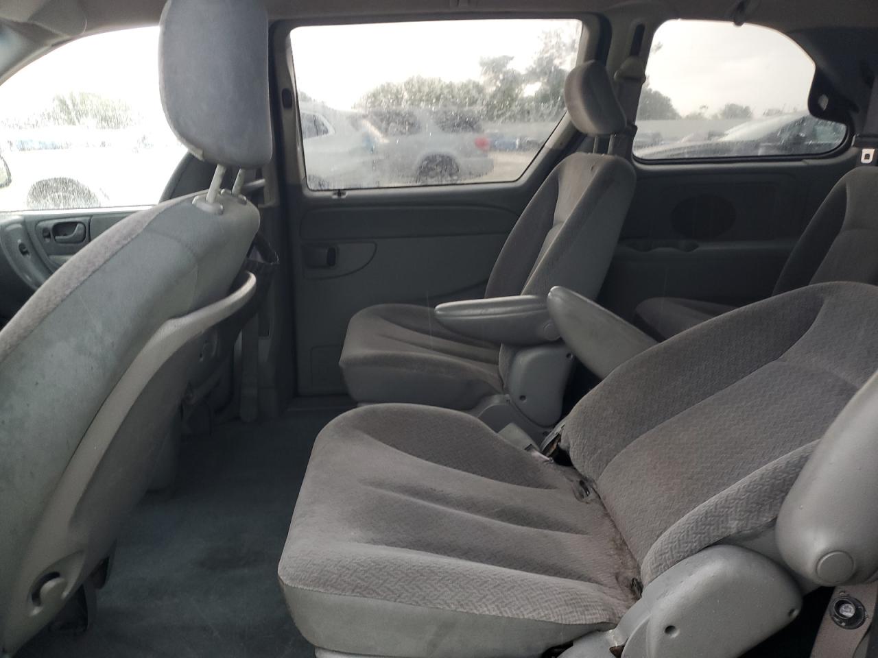 2005 Dodge Caravan Sxt VIN: 1D4GP45R75B383992 Lot: 64492435