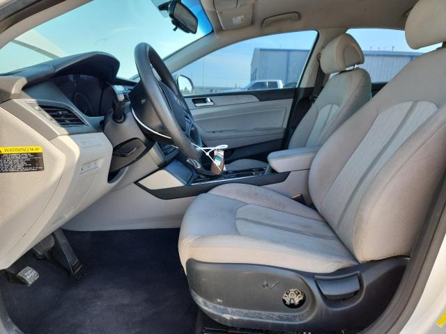 Sedans HYUNDAI SONATA 2016 Srebrny