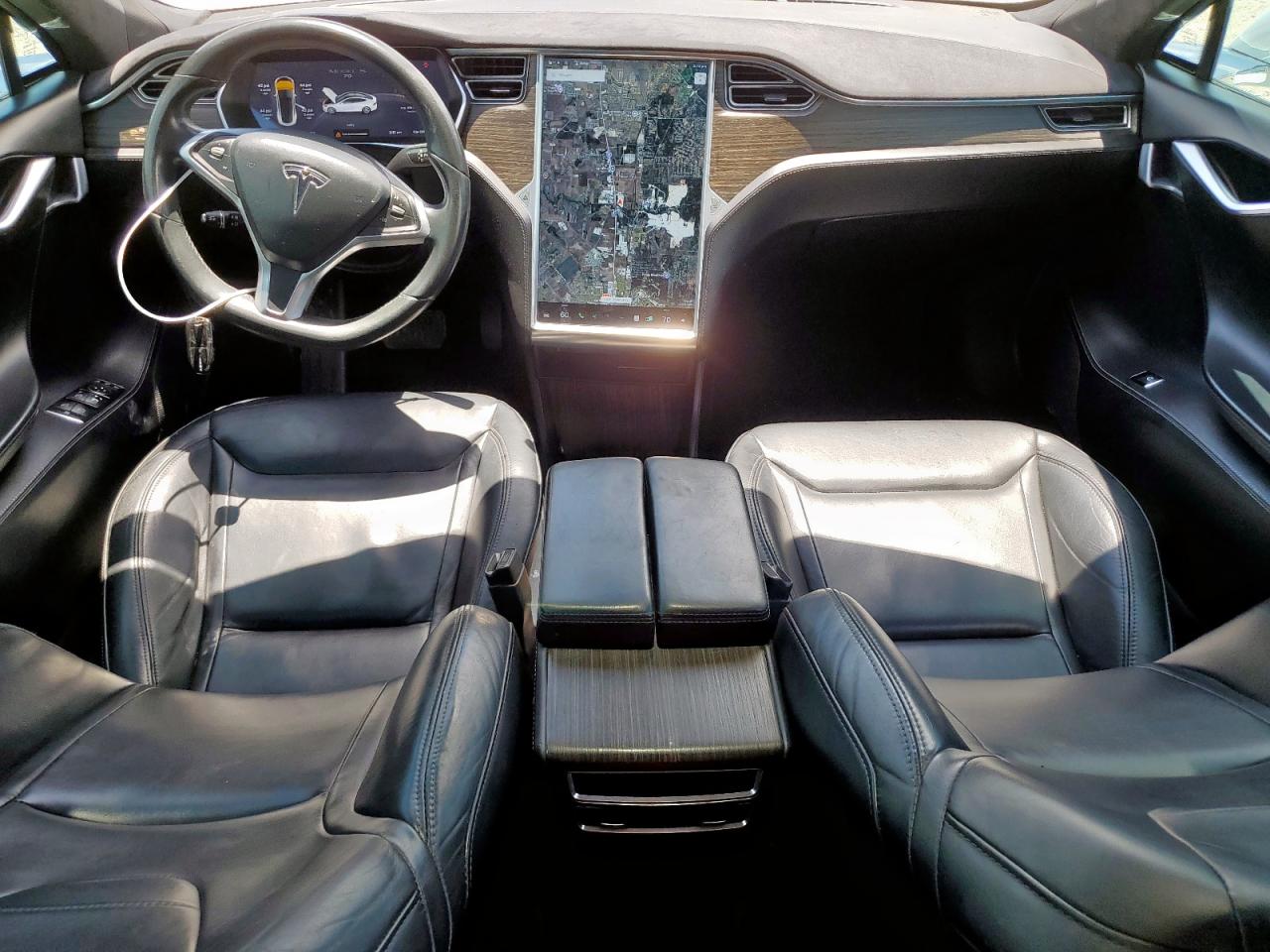 2015 Tesla Model S VIN: 5YJSA1E18FF114433 Lot: 64693325