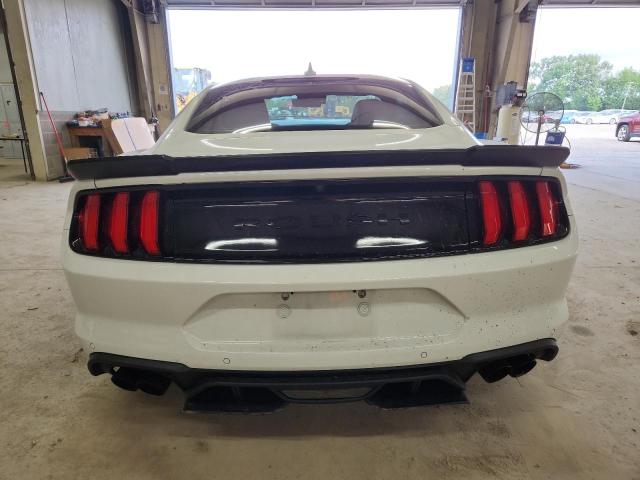  FORD MUSTANG 2022 Белы