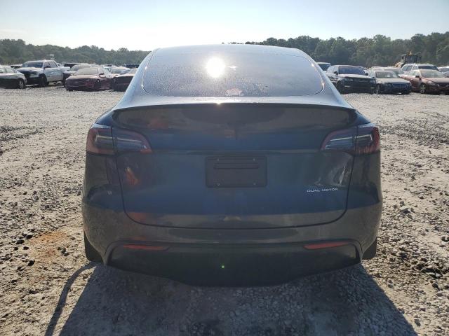  TESLA MODEL Y 2024 Szary