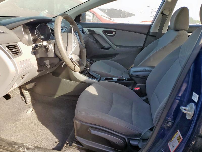  HYUNDAI ELANTRA 2016 Granatowy