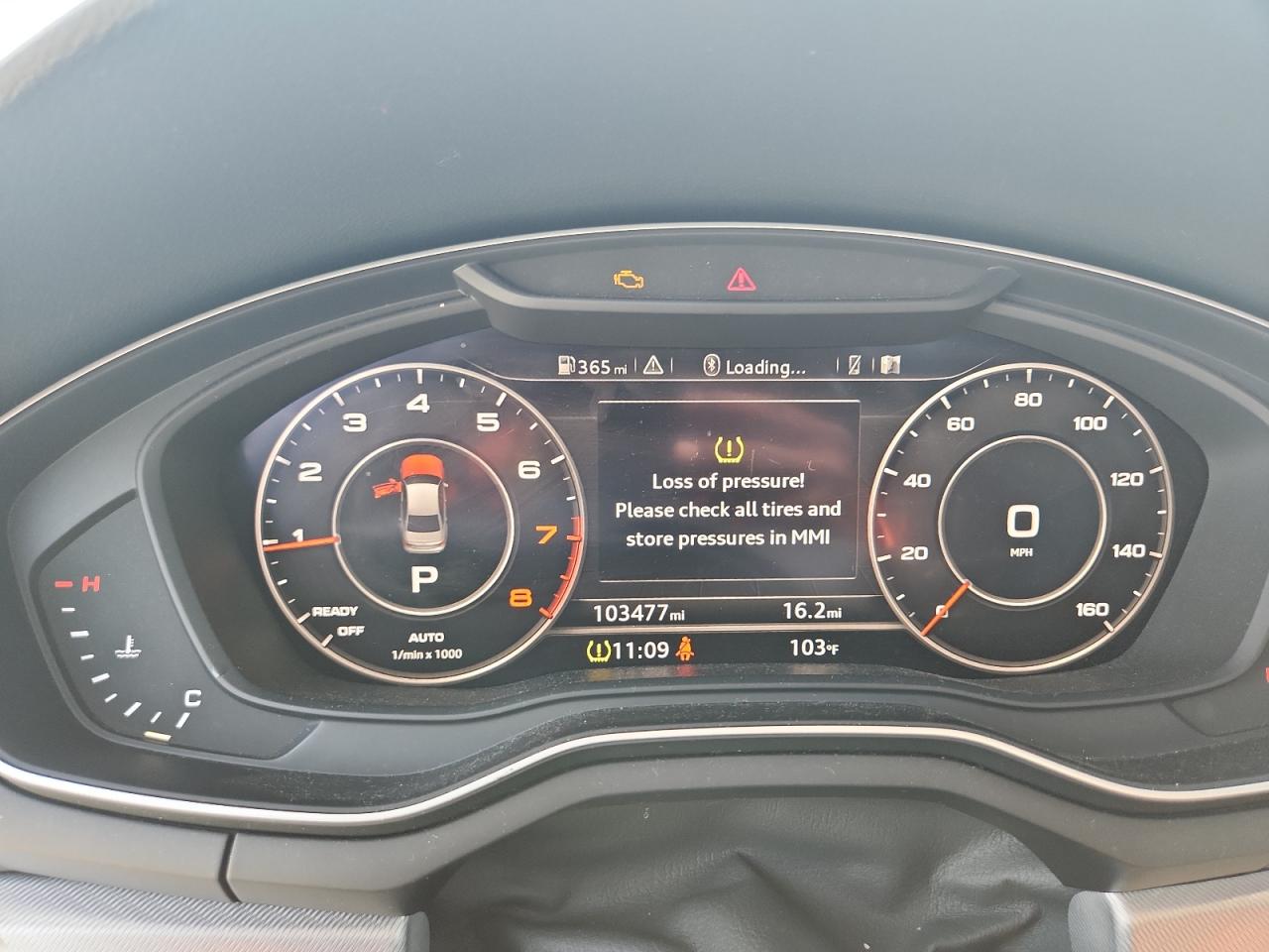 2017 Audi A4 Premium Plus VIN: WAUENAF4XHN013941 Lot: 65618255