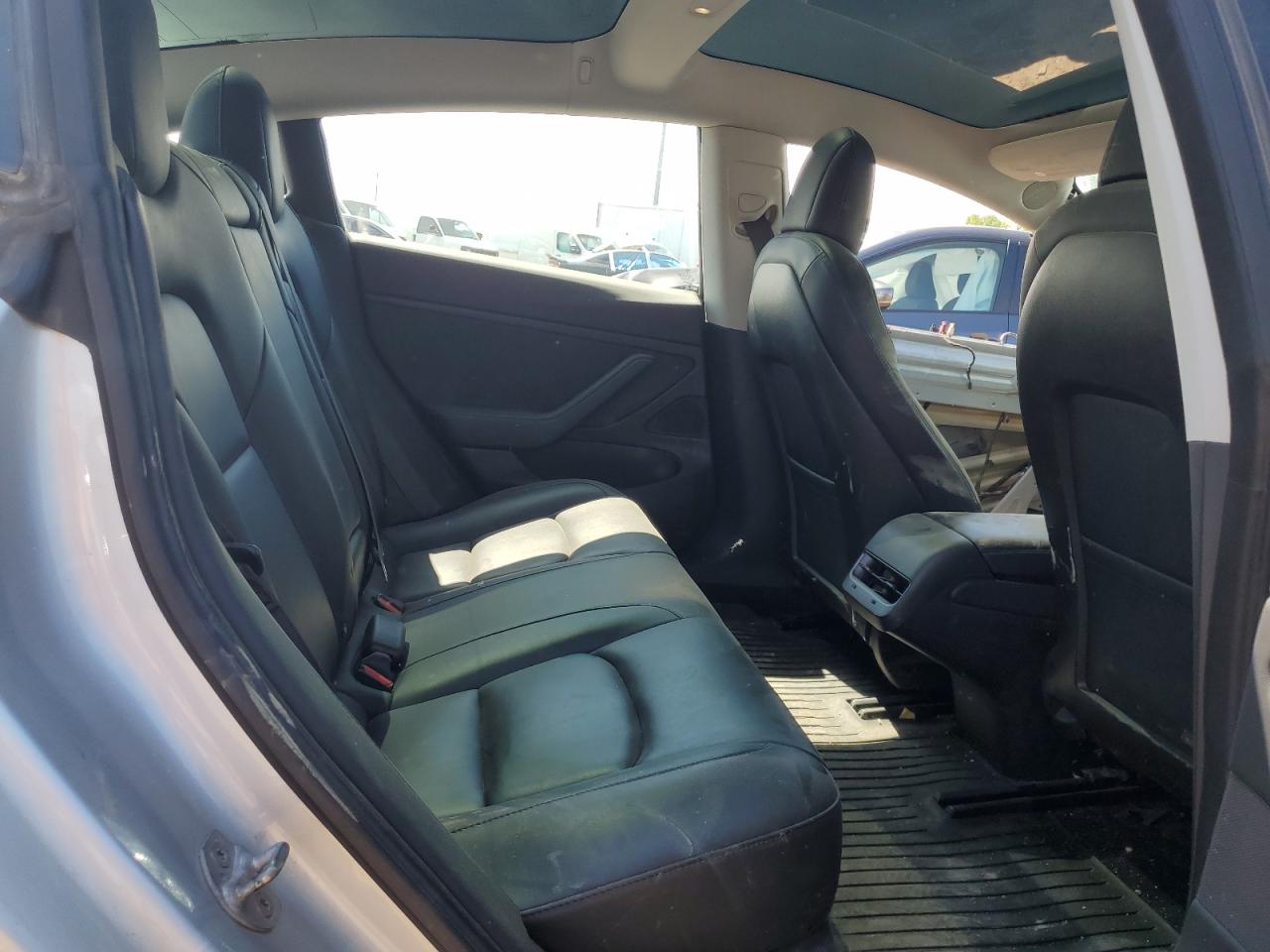 2018 Tesla Model 3 VIN: 5YJ3E1EB4JF084924 Lot: 62906105
