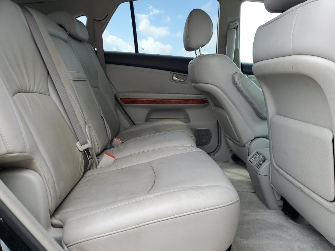 2005 Lexus Rx 330 VIN: 2T2HA31U05C072991 Lot: 63633165