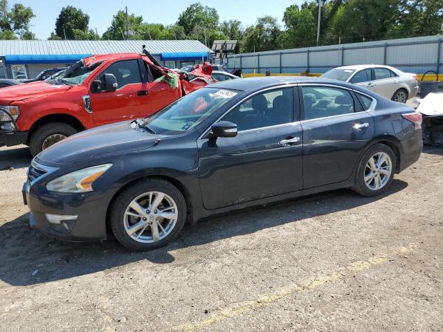 Sedans NISSAN ALTIMA 2015 Granatowy