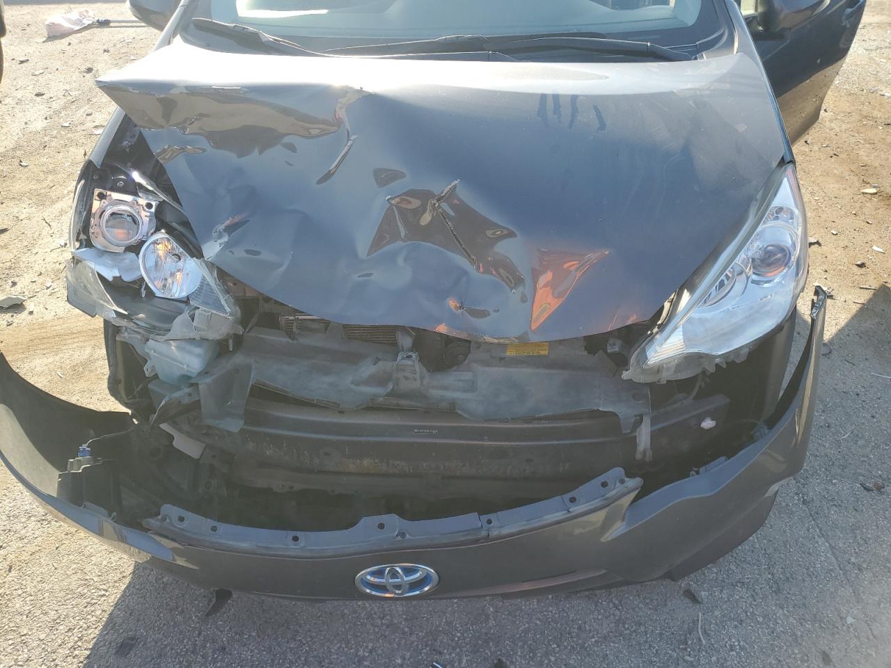 2013 Toyota Prius C VIN: JTDKDTB34D1529618 Lot: 63619995