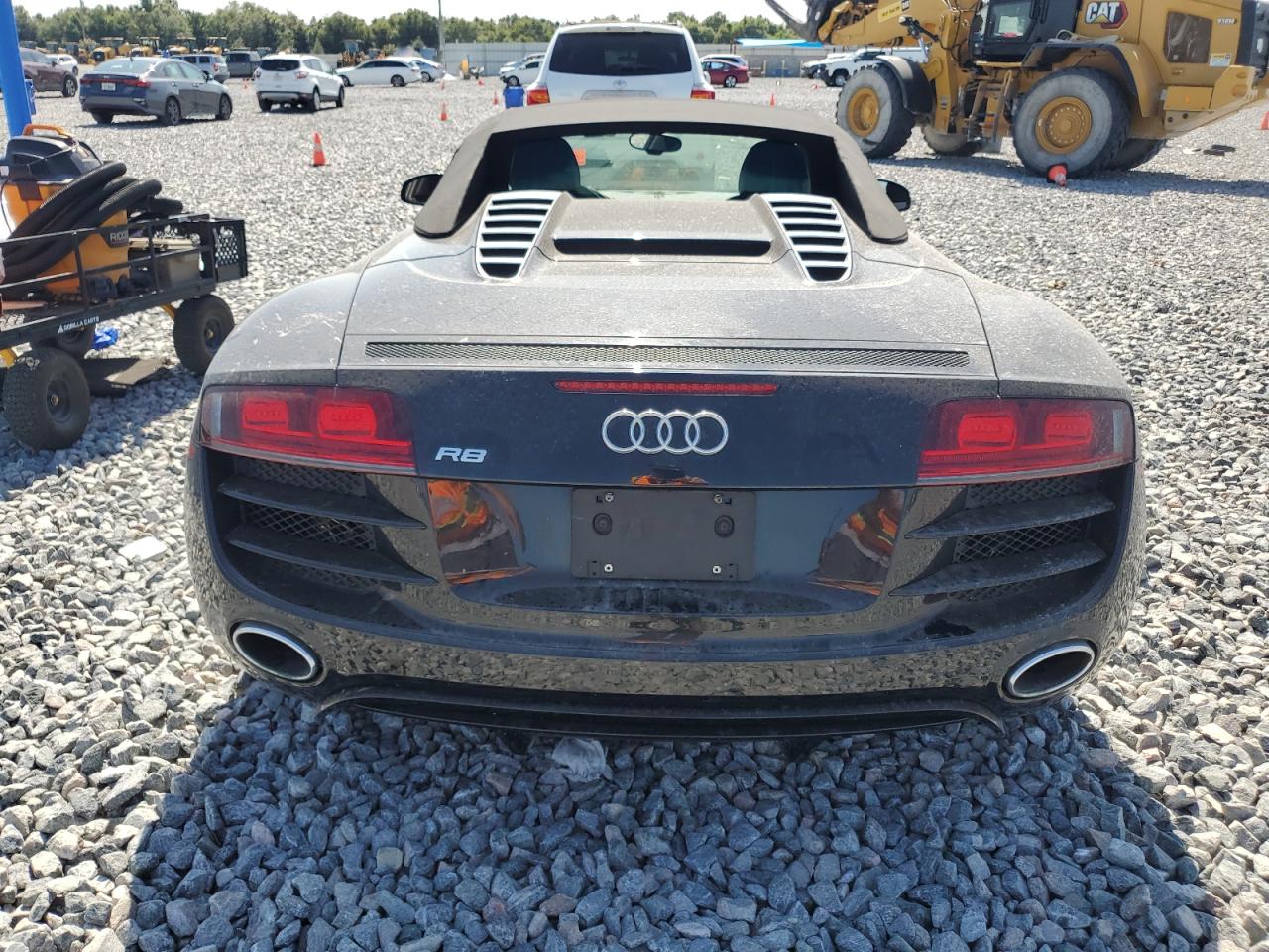 2011 Audi R8 5.2 Quattro VIN: WUAVNAFG1BN001216 Lot: 64072045