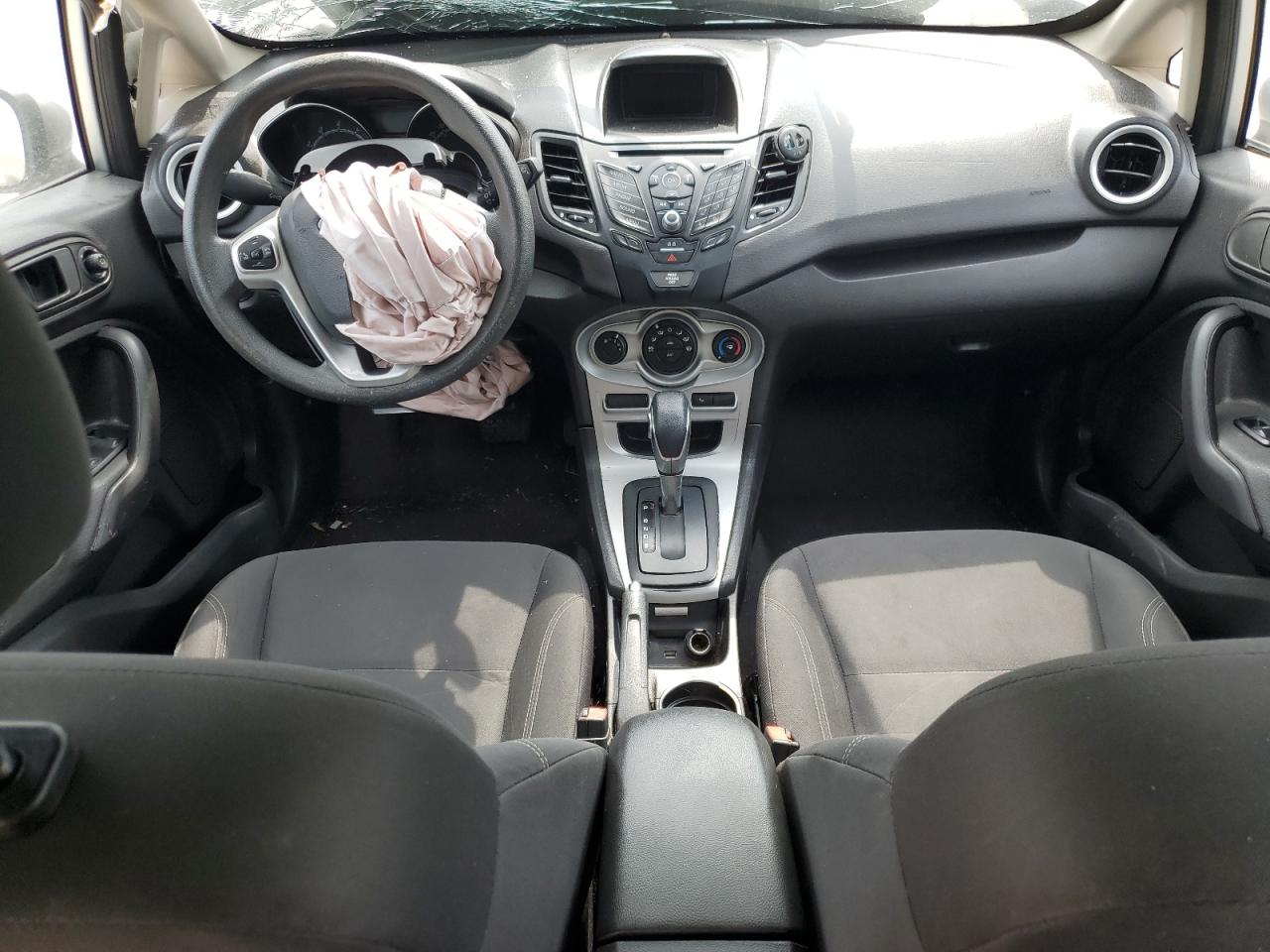 2018 Ford Fiesta Se VIN: 3FADP4BJ4JM110743 Lot: 67218945