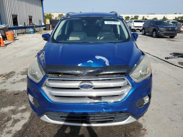  FORD ESCAPE 2017 Granatowy