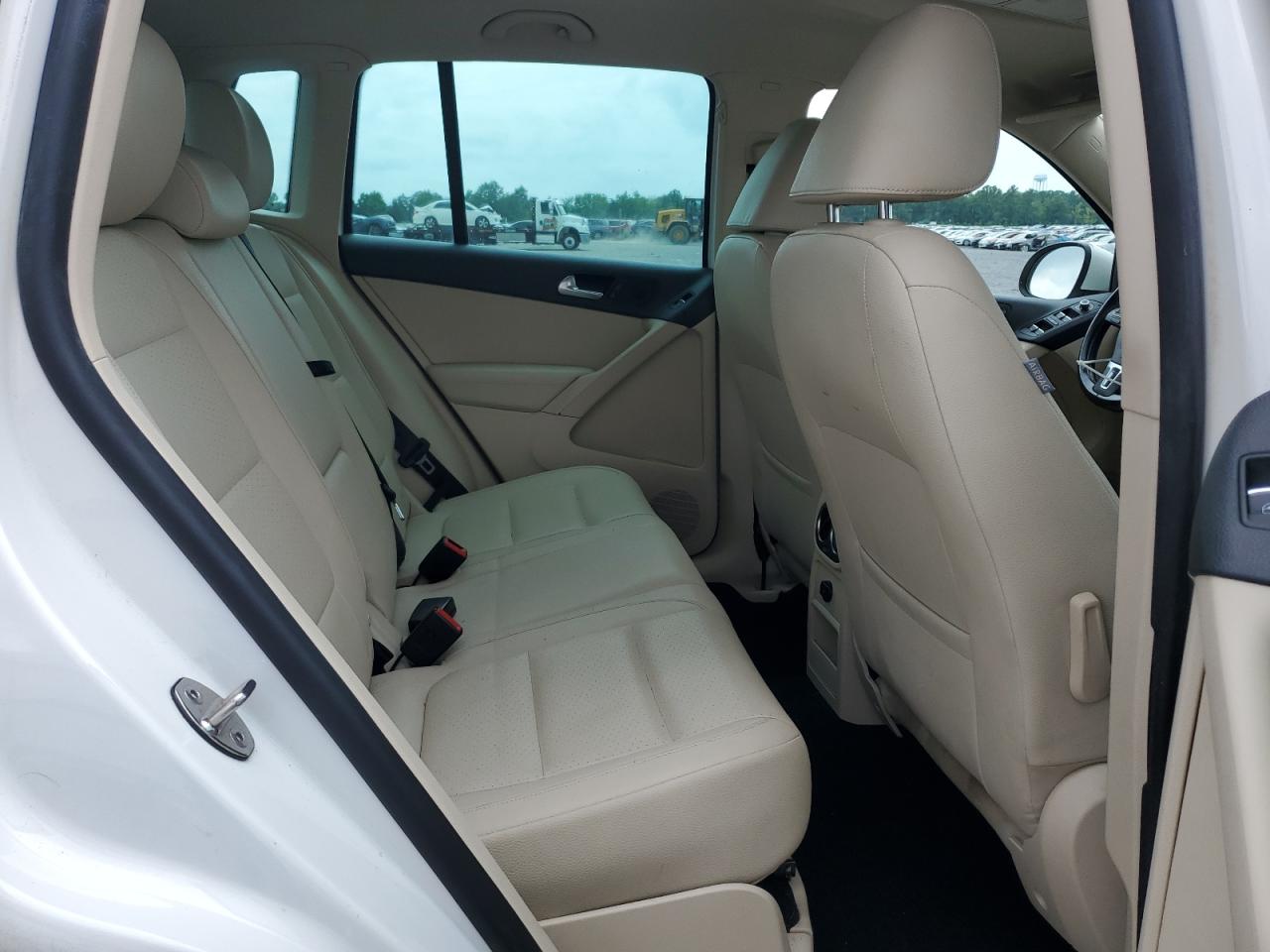 2013 Volkswagen Tiguan S VIN: WVGAV3AX5DW592576 Lot: 65174025