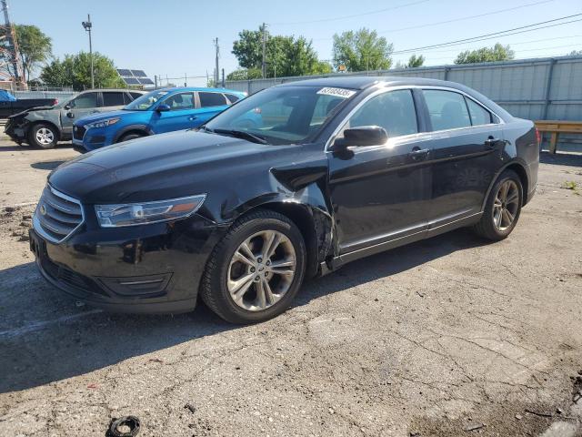 Sedans FORD TAURUS 2016 Czarny