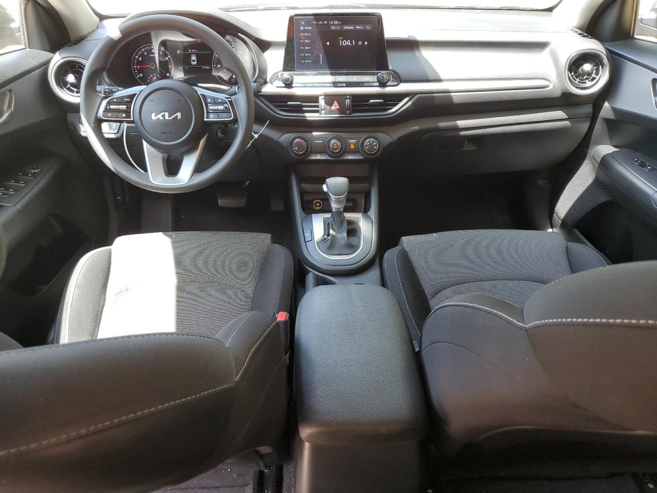 3kpf24adxpe524528 3KPF24ADXPE524528 2023 Kia Forte Lx