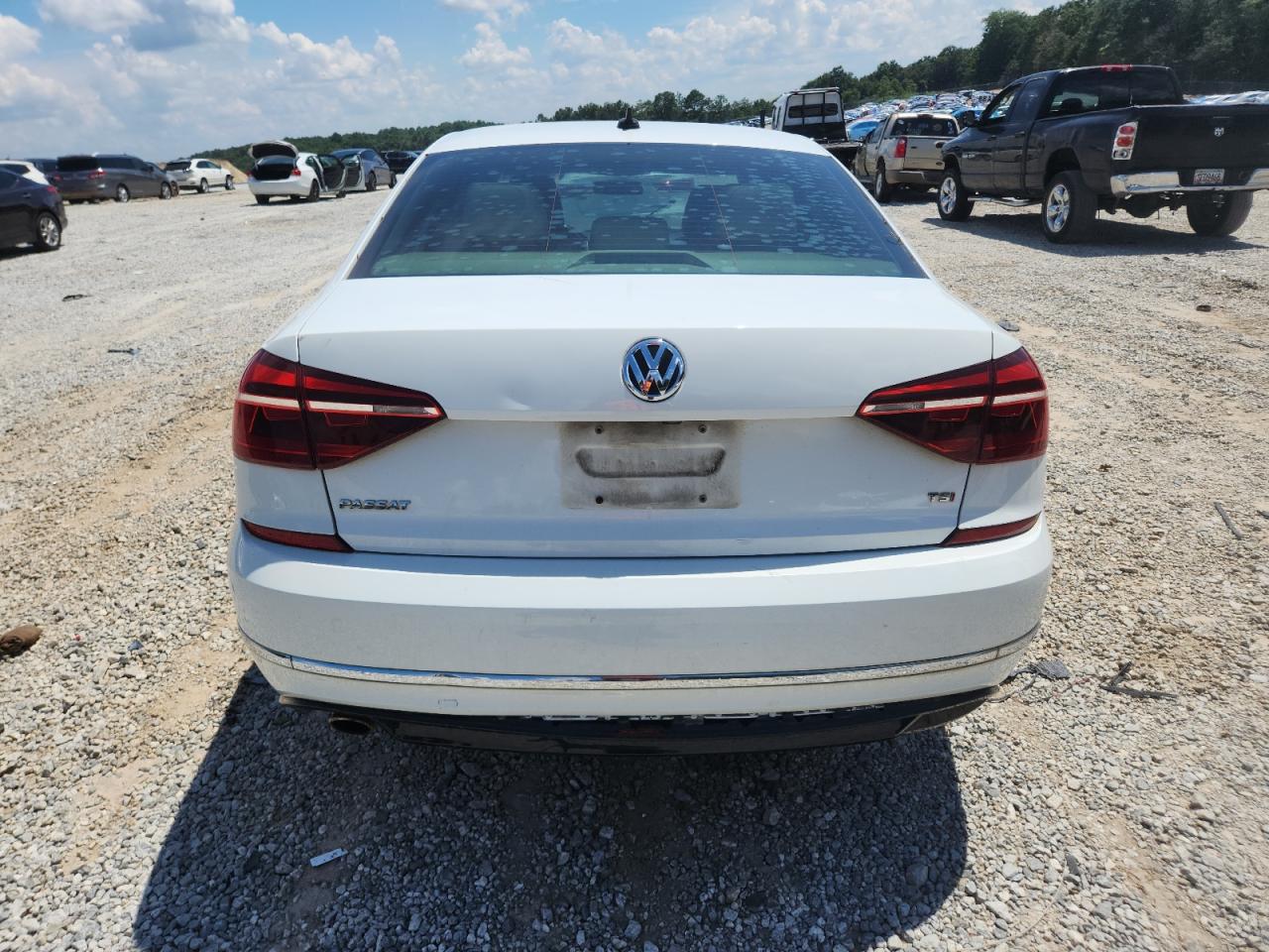 2018 Volkswagen Passat S VIN: 1VWAA7A34JC016590 Lot: 63272515
