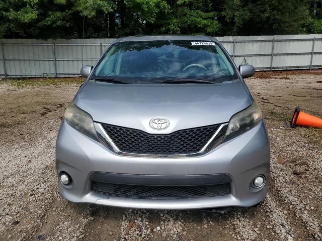  TOYOTA SIENNA 2012 Srebrny