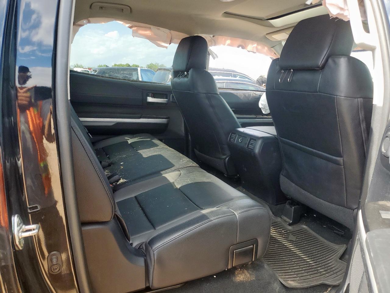2018 Toyota Tundra Crewmax Limited VIN: 5TFHY5F11JX709277 Lot: 64373215