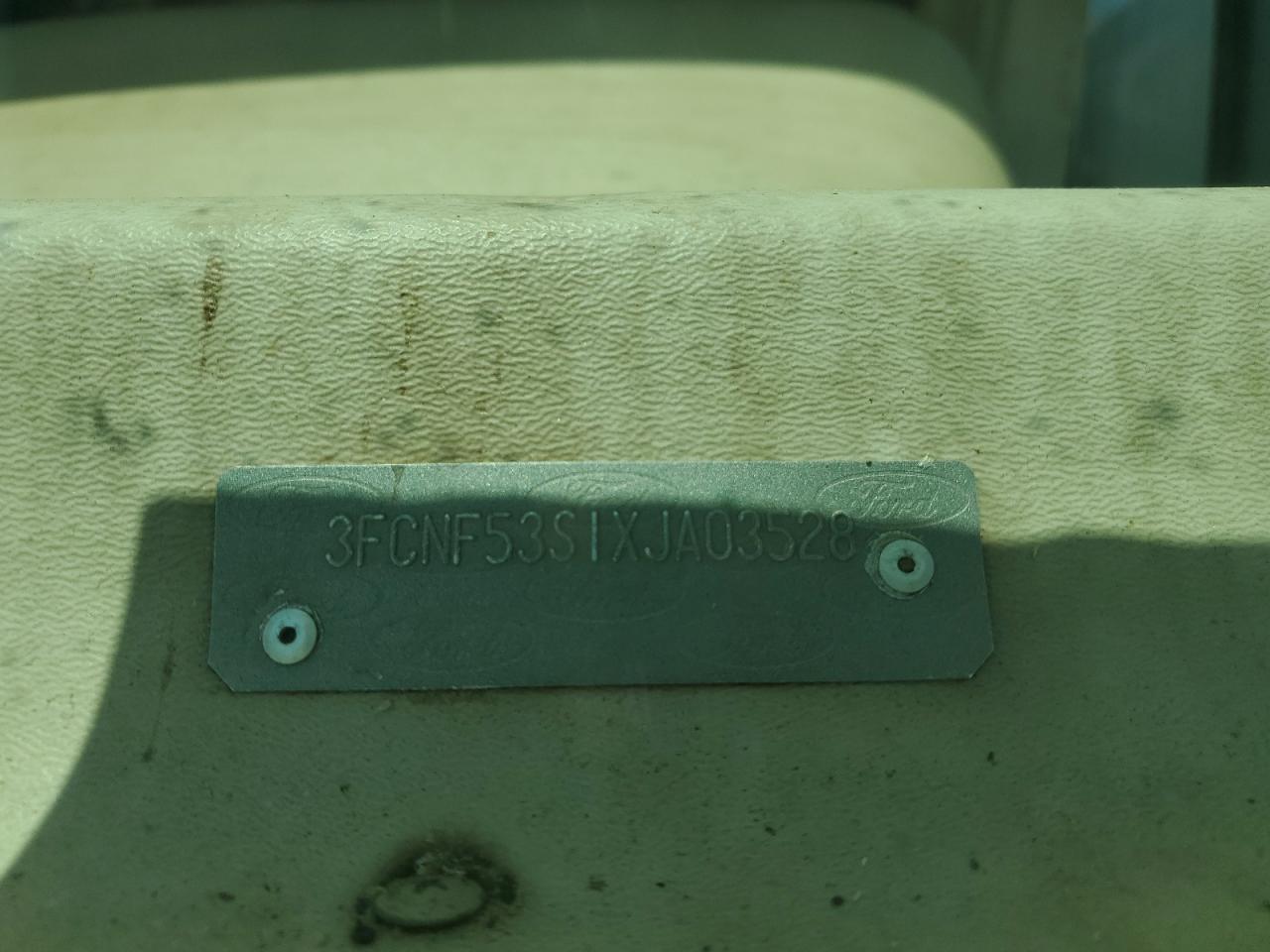 1999 Ford Fleetwood - Rvs Rv VIN: 3FCNF53S1XJA03528 Lot: 65809195