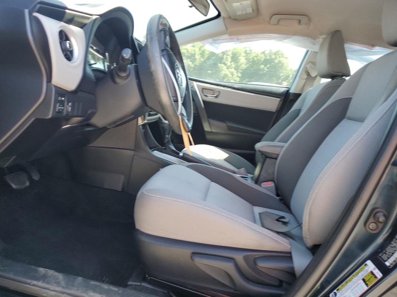 2017 Toyota Corolla L VIN: 5YFBURHE7HP674388 Lot: 64770015