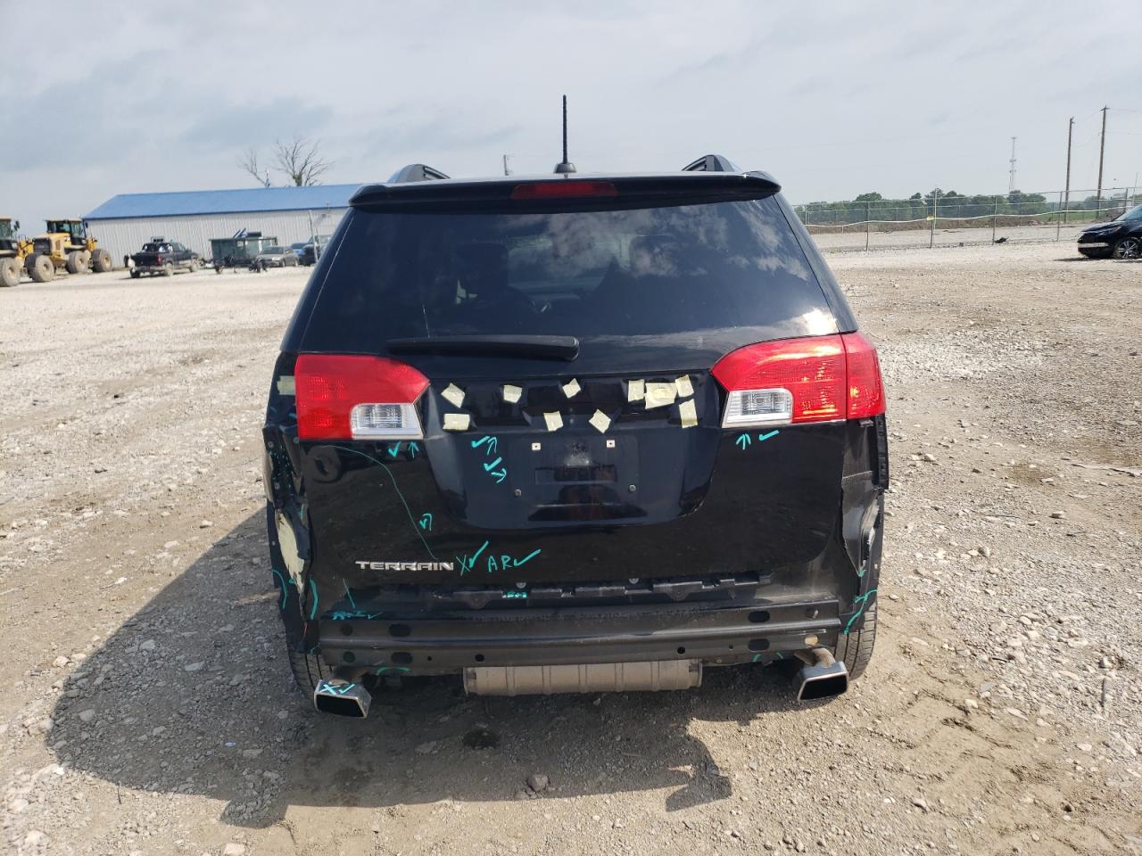 2gkflpe35h6134619 2GKFLPE35H6134619 2017 GMC Terrain Slt