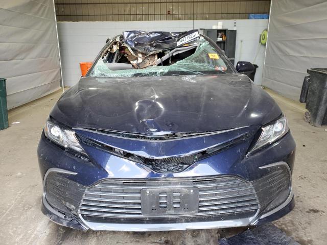  TOYOTA CAMRY 2022 Синий