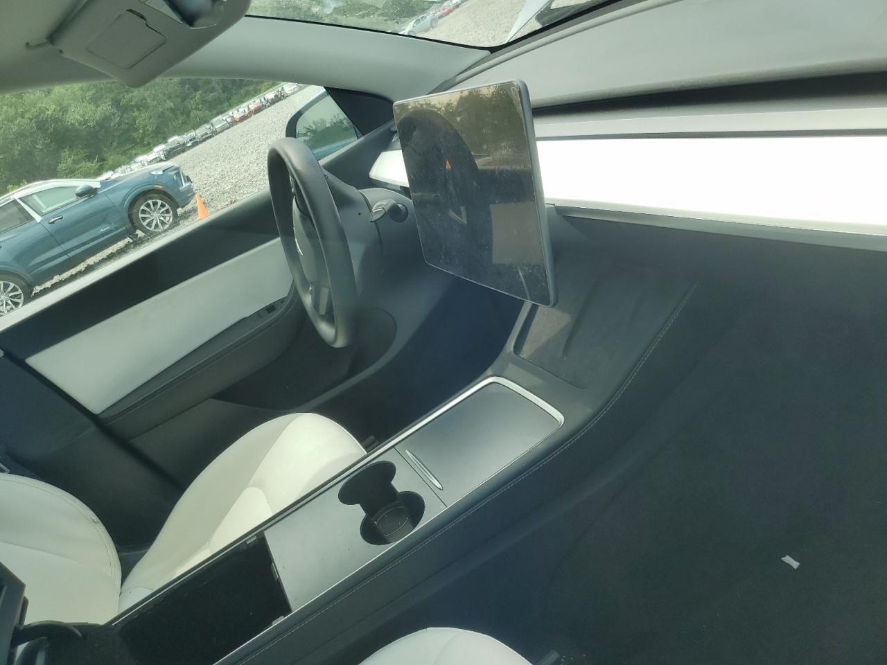 2022 Tesla Model Y VIN: 7SAYGDEE7NF367290 Lot: 65588995