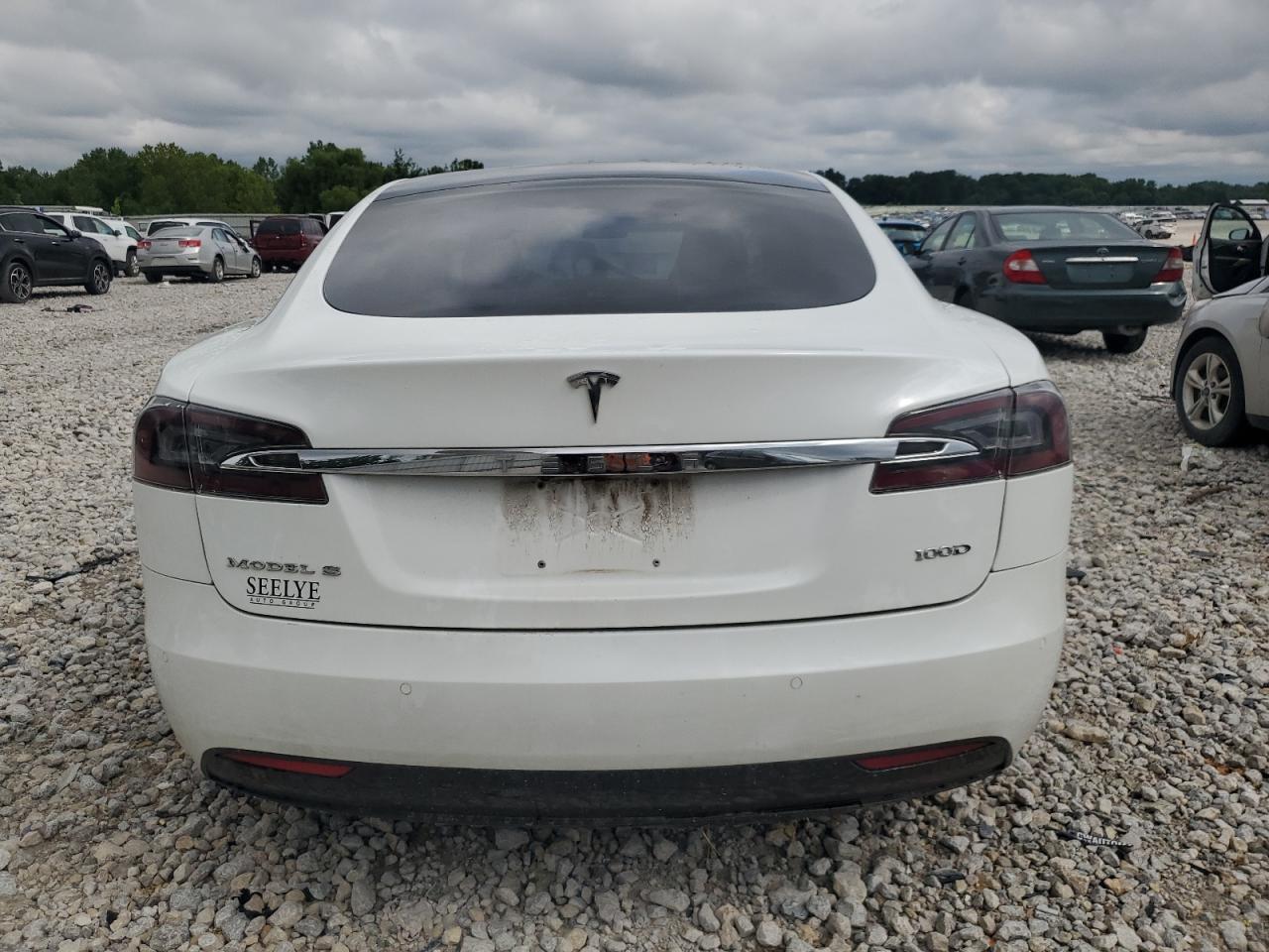 2017 Tesla Model S VIN: 5YJSA1E20HF228860 Lot: 63567445