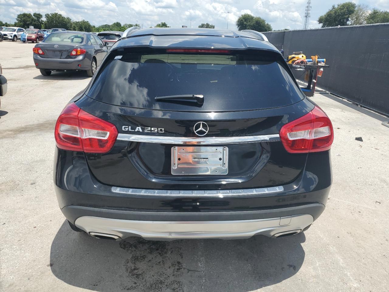 wdctg4eb6hj320840 WDCTG4EB6HJ320840 2017 Mercedes-Benz Gla 250