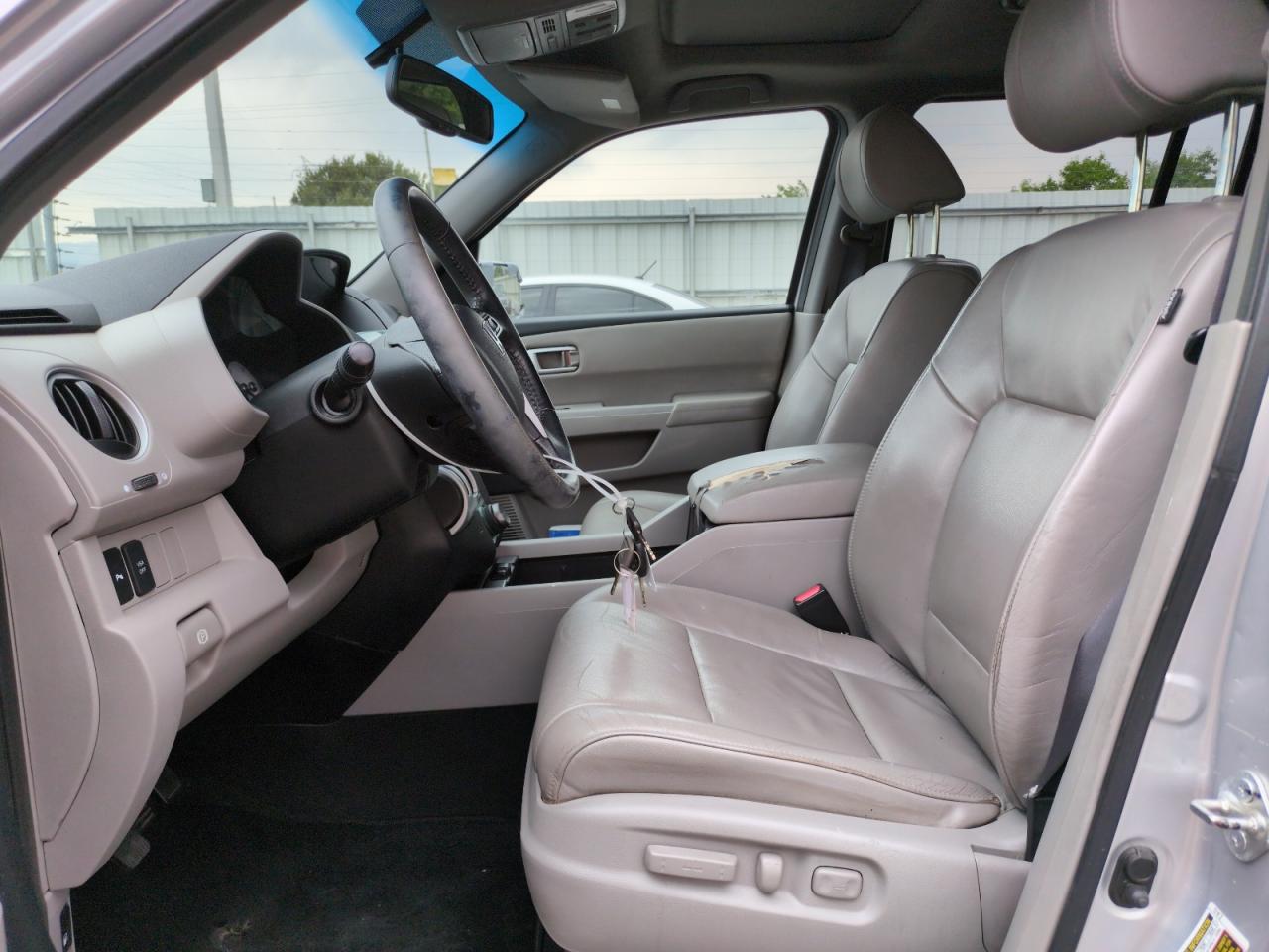 2011 Honda Pilot Touring VIN: 5FNYF4H90BB058755 Lot: 64511385