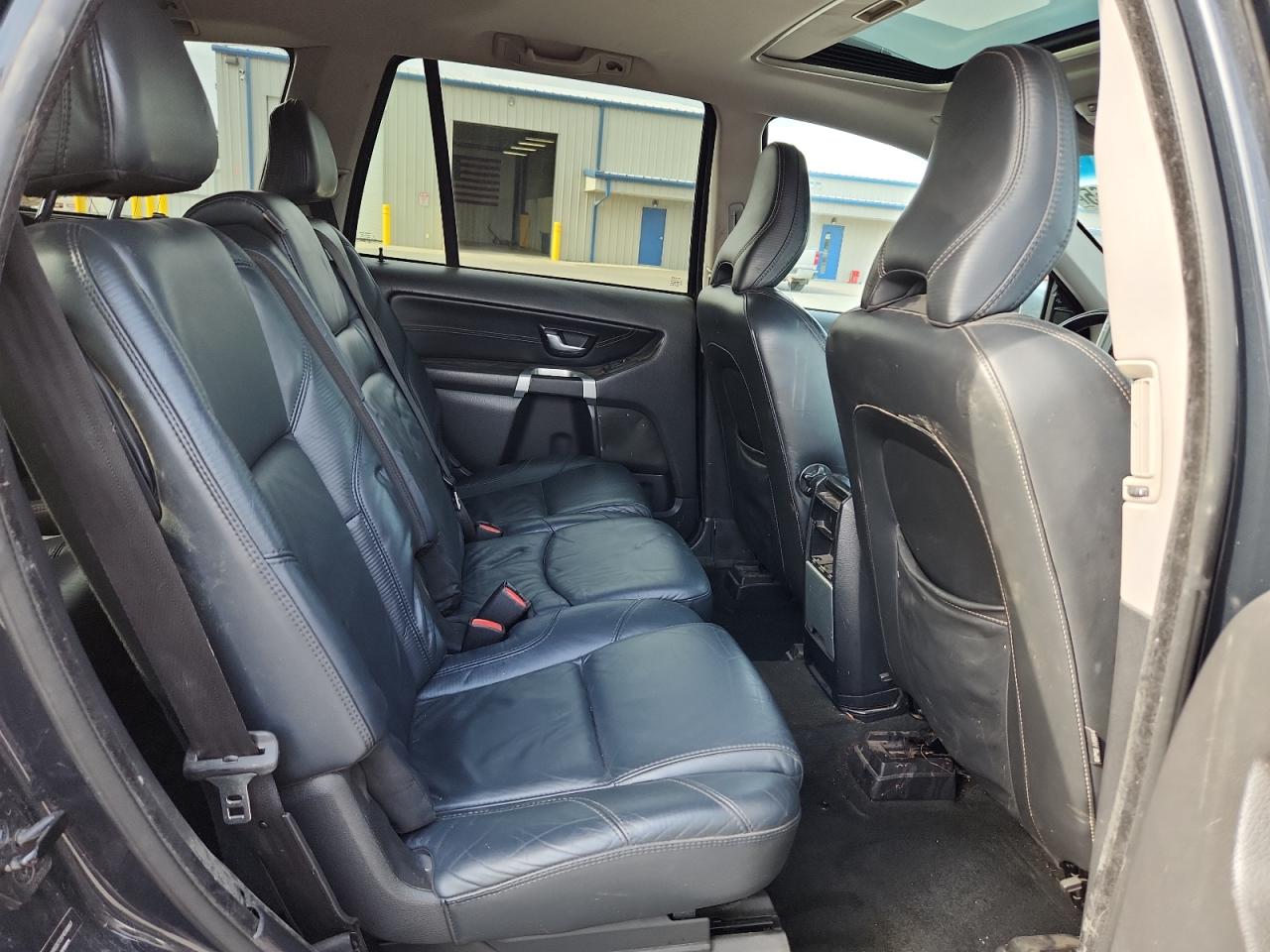 2013 Volvo Xc90 R Design VIN: YV4952CT2D1636667 Lot: 64286365