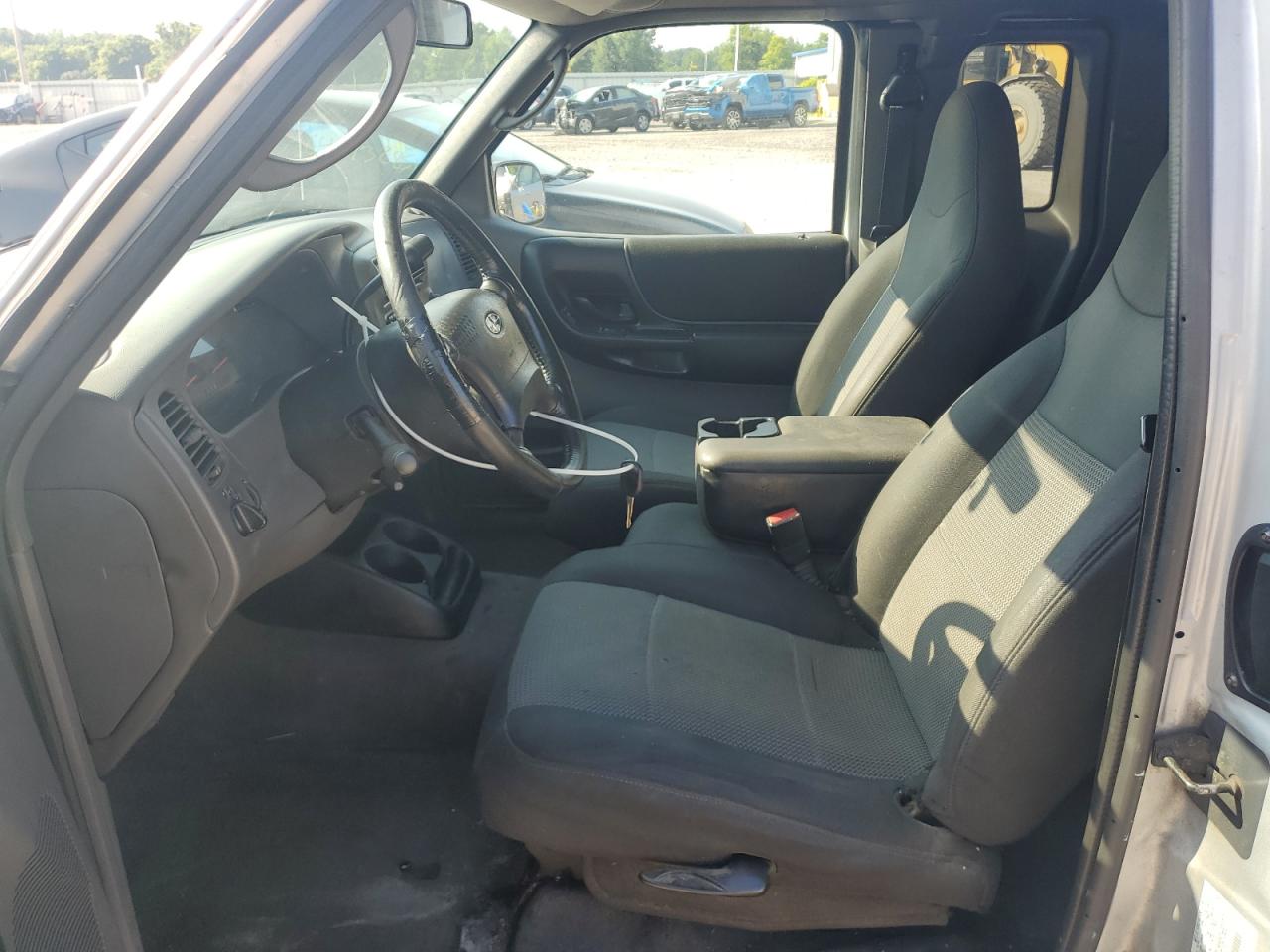 2003 Ford Ranger Super Cab VIN: 1FTYR44V23PB10498 Lot: 64700965
