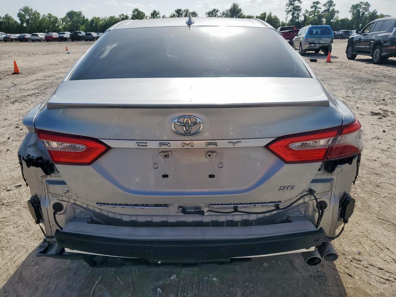 2019 Toyota Camry L VIN: 4T1B11HK0KU733139 Lot: 62375805