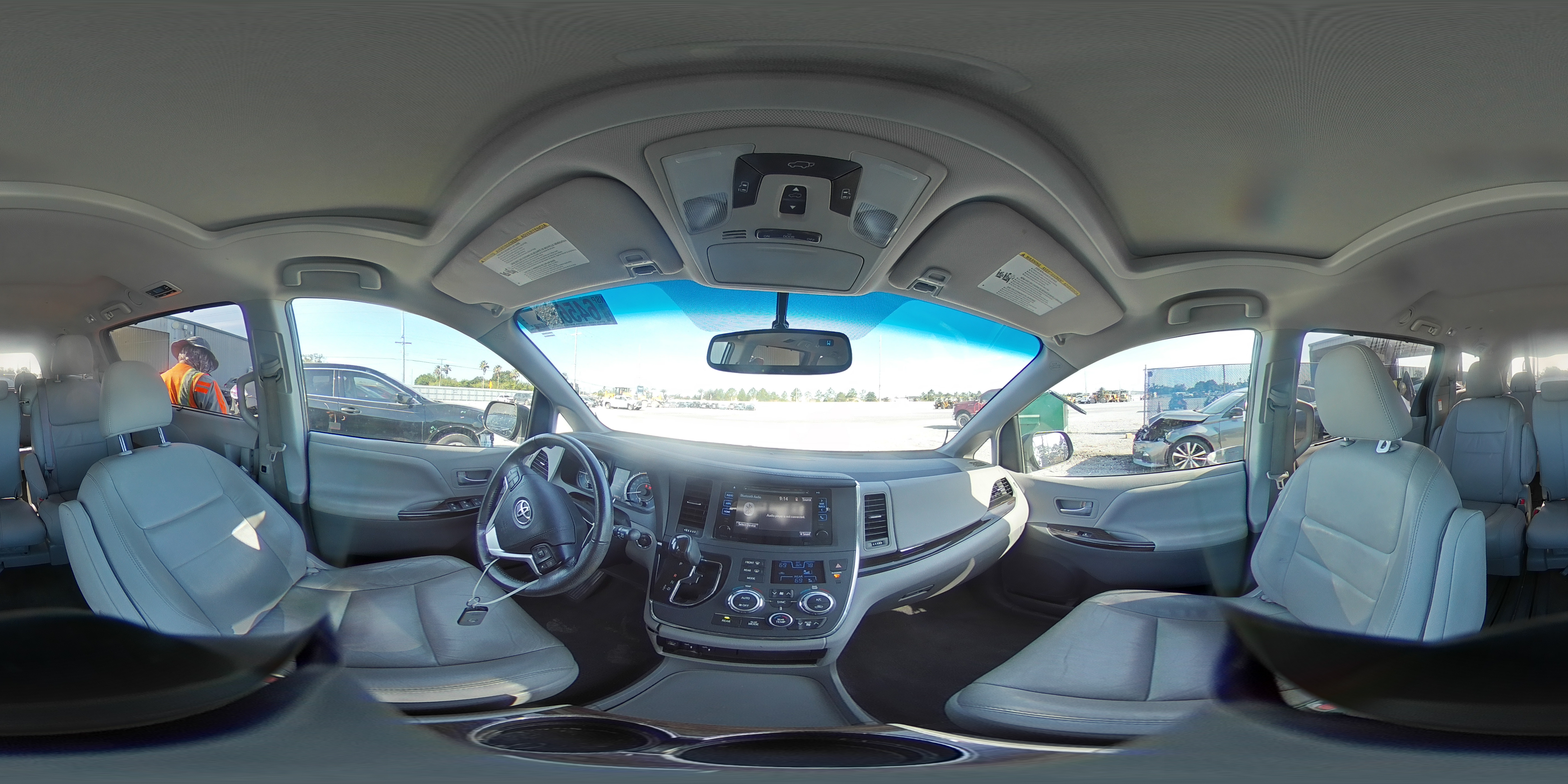 2017 Toyota Sienna Xle VIN: 5TDYZ3DC8HS891811 Lot: 64563935