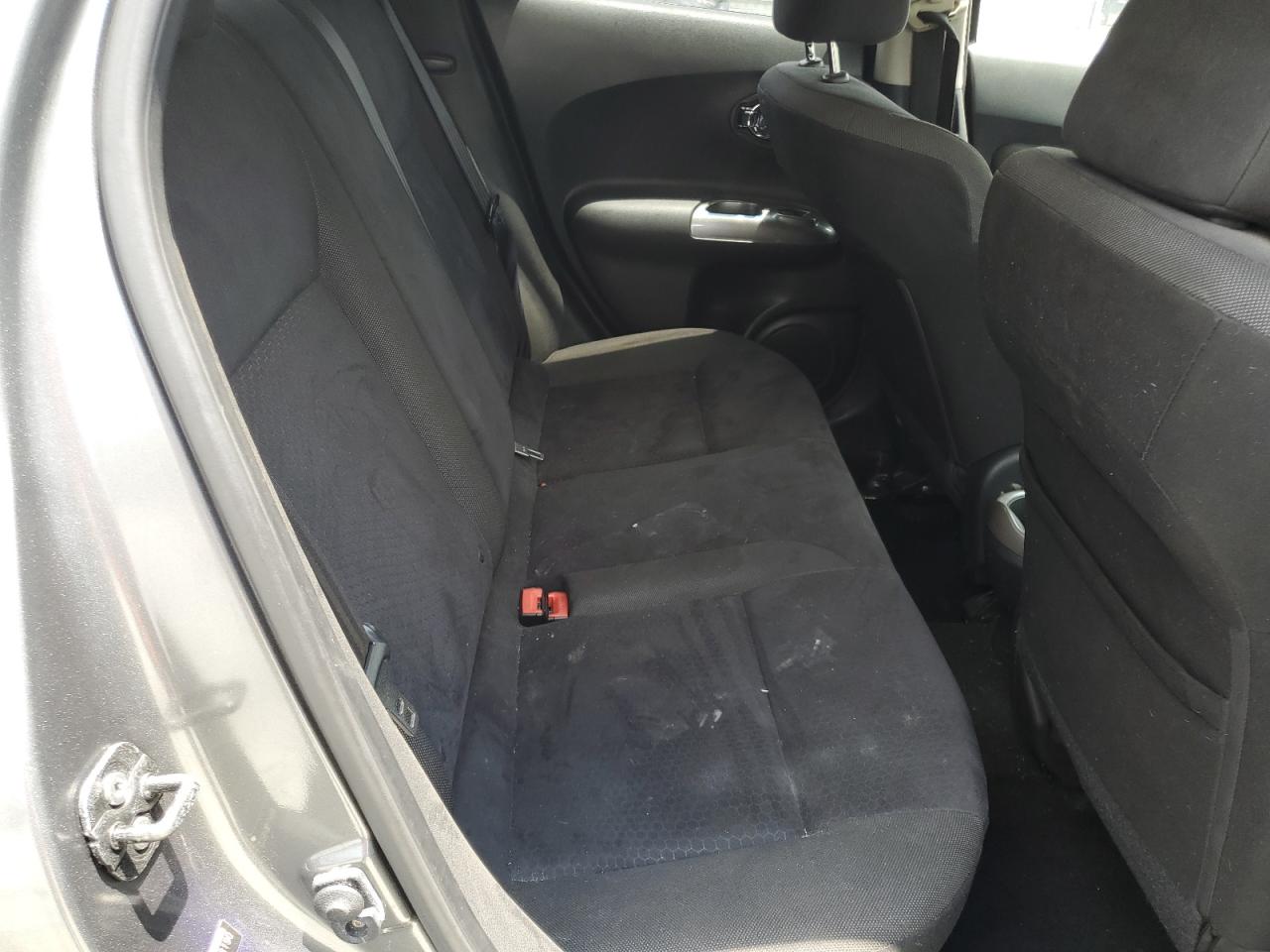 2011 Nissan Juke S VIN: JN8AF5MR0BT018190 Lot: 63373145