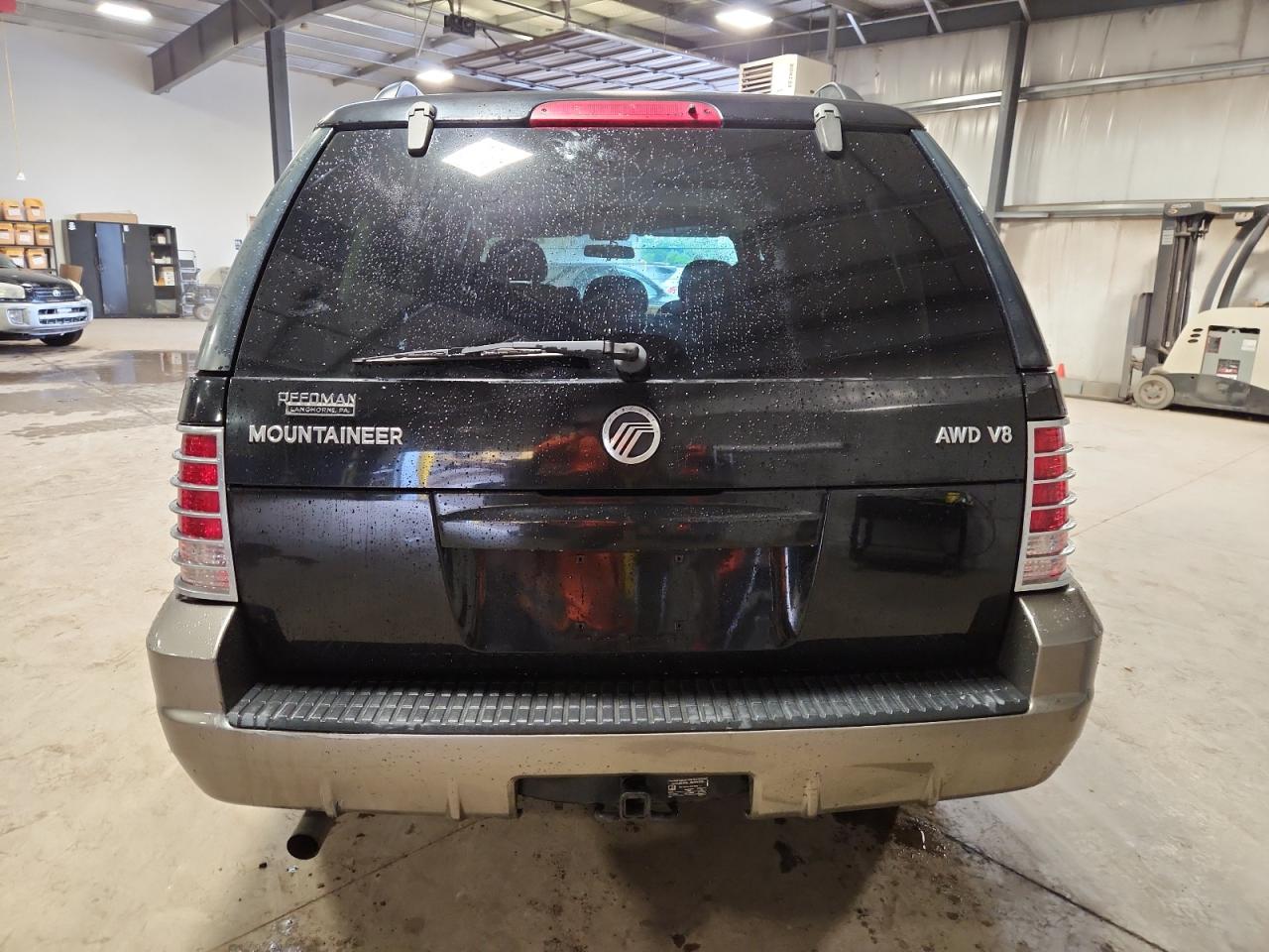 2004 Mercury Mountaineer VIN: 4M2ZU86W64UJ11988 Lot: 63993715