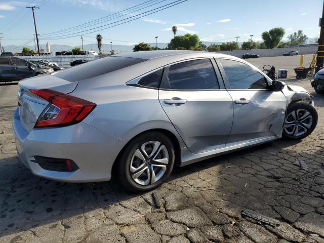 Sedans HONDA CIVIC 2017 Srebrny