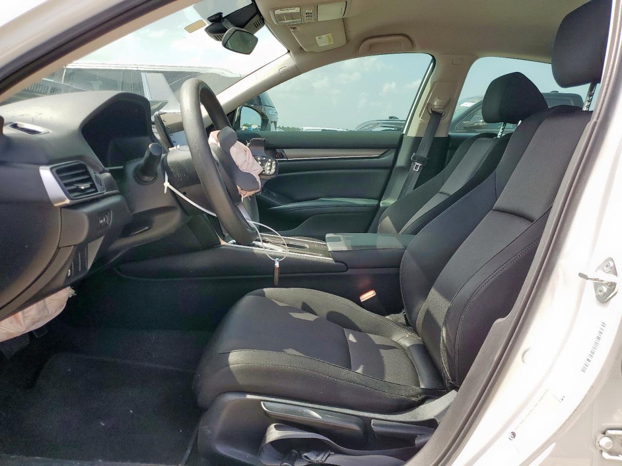 2022 Honda Accord Lx VIN: 1HGCV1F12NA038367 Lot: 63439265