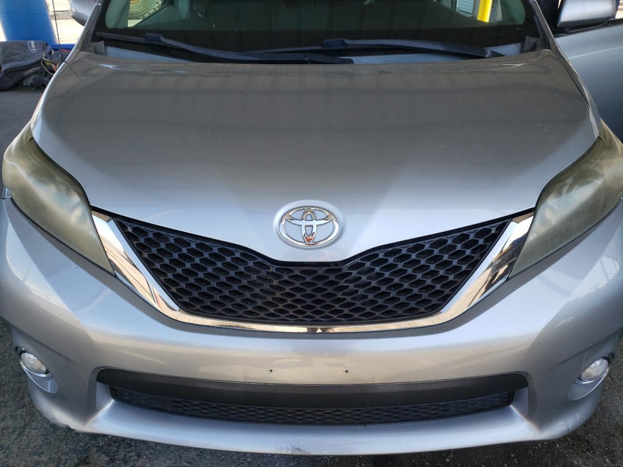 2013 Toyota Sienna Sport VIN: 5TDXK3DC0DS284537 Lot: 66956695