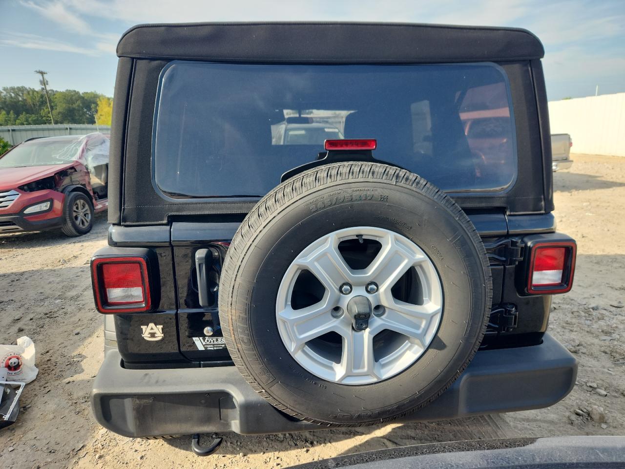 2020 Jeep Wrangler Unlimited Sport VIN: 1C4HJXDG5LW216590 Lot: 63740975