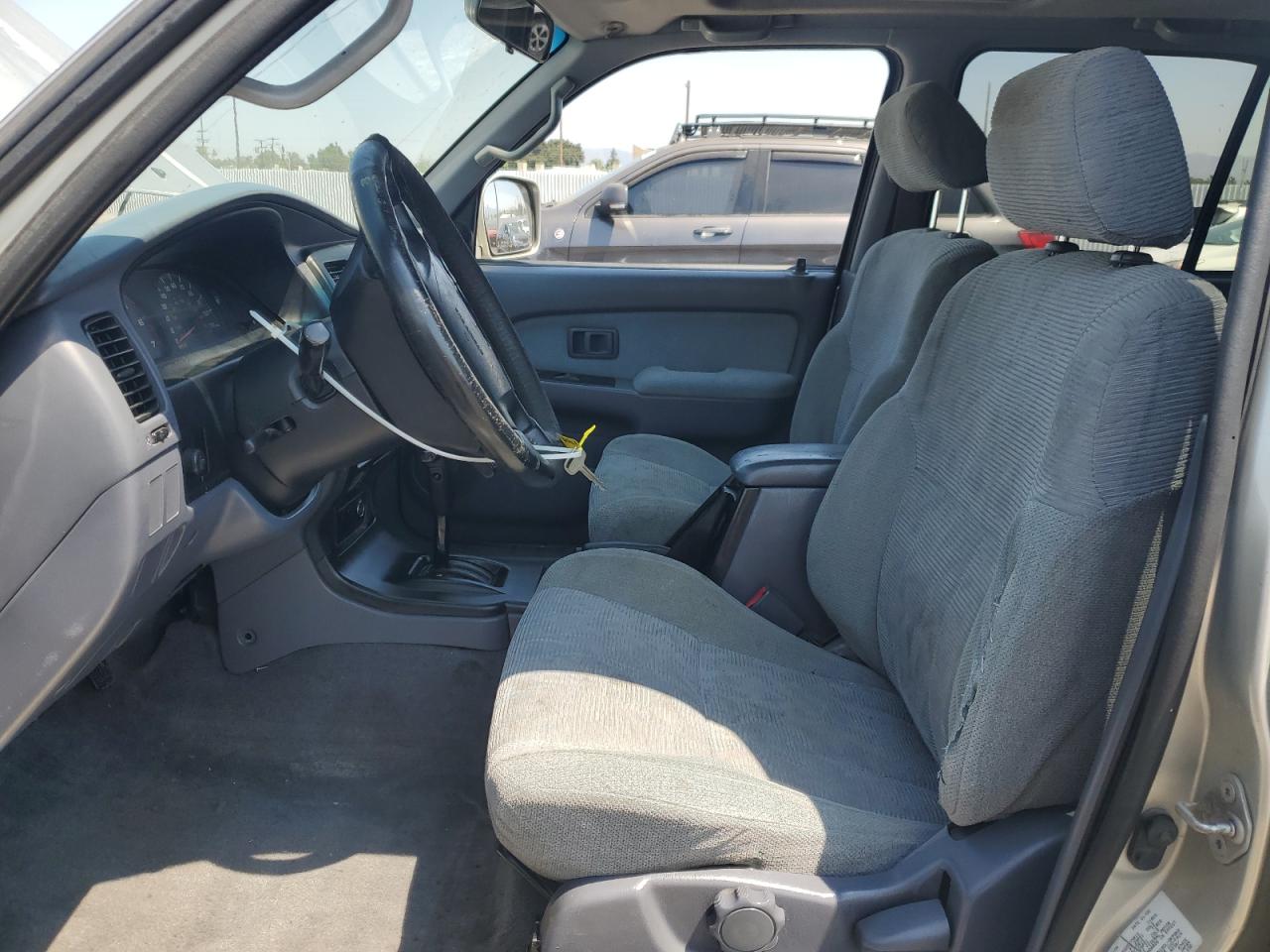 2000 Toyota 4Runner Sr5 VIN: JT3GN86RXY0156888 Lot: 64996735