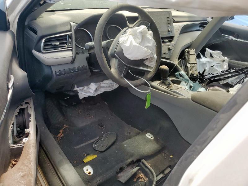  TOYOTA CAMRY 2022 Белый