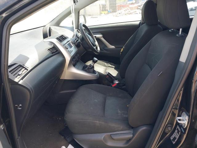 2011 TOYOTA VERSO T2 V