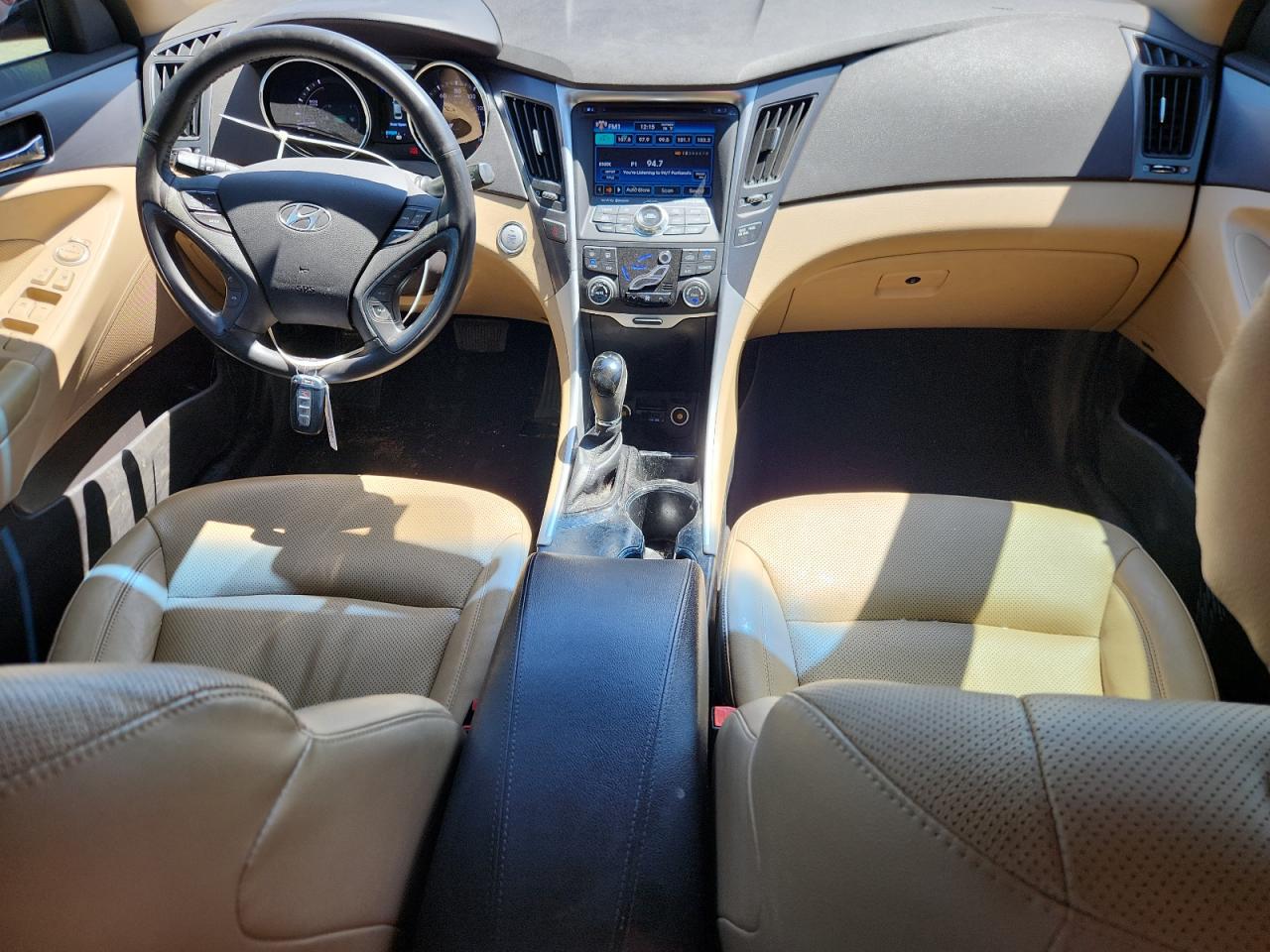 2013 Hyundai Sonata Hybrid VIN: KMHEC4A45DA097181 Lot: 63604335