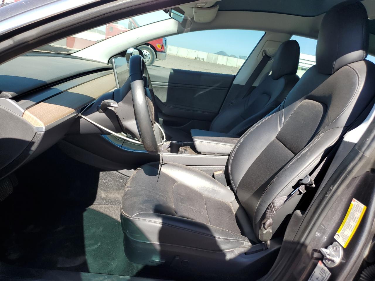 2018 Tesla Model 3 VIN: 5YJ3E1EA1JF092762 Lot: 66956045