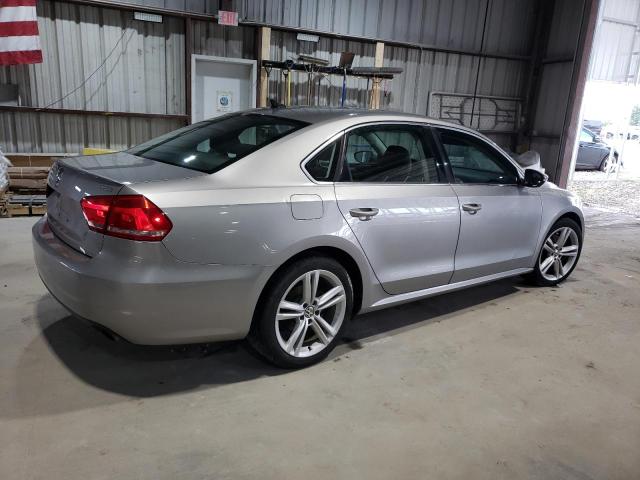  VOLKSWAGEN PASSAT 2012 Silver