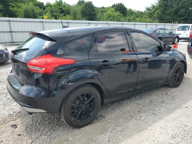 Hatchbacks FORD FOCUS 2015 Czarny