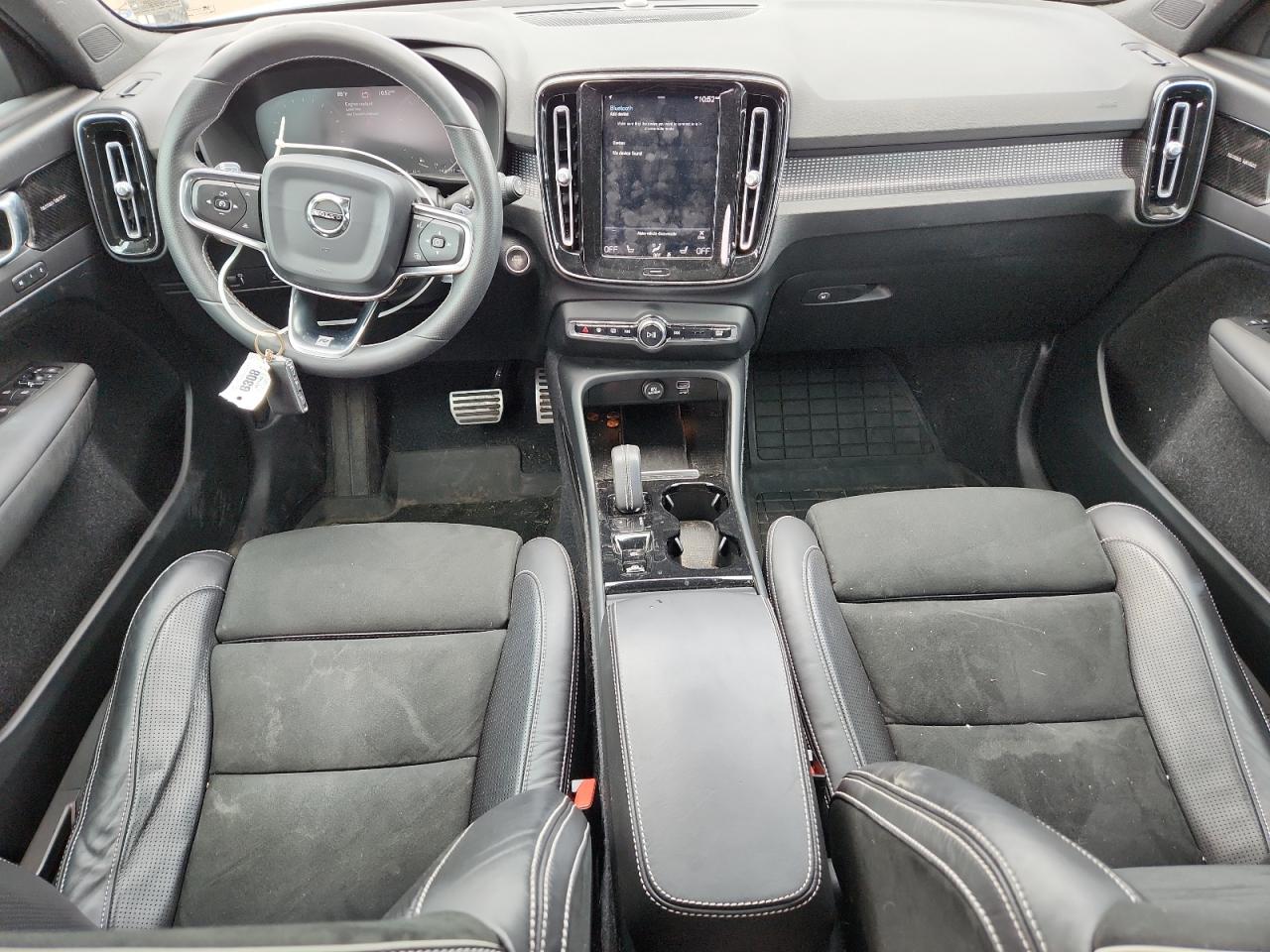 2019 Volvo Xc40 T5 R-Design VIN: YV4162UM0K2128156 Lot: 63665795